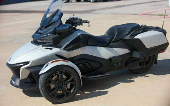 2021 Can-Am SPYDER RT SE6