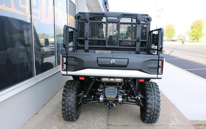 2027 SSV DEFXU MAX LTD 65 HD11 WH HB 27 - Can-Am