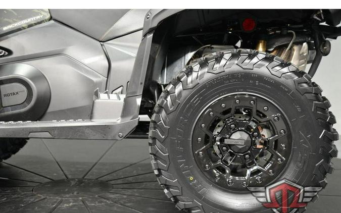 2026 Can-Am Outlander MAX 1000R Backcountry Multicam Dark Camo