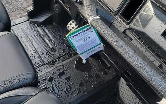 2026 Can-Am® Defender XT HD11