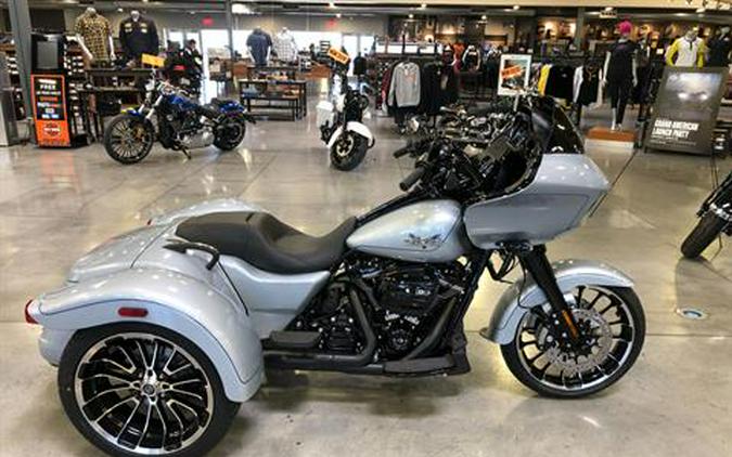 2024 Harley-Davidson Road Glide® 3