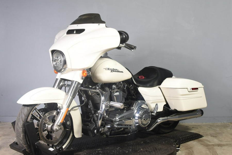 2015 Harley-Davidson Street Glide Special