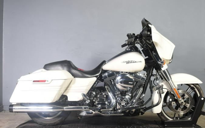 2015 Harley-Davidson Street Glide Special