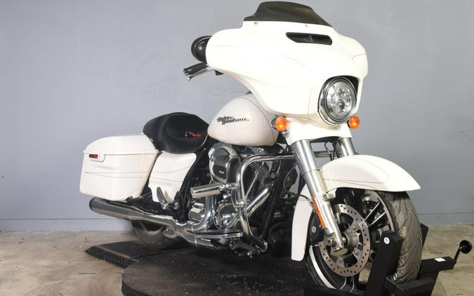 2015 Harley-Davidson Street Glide Special