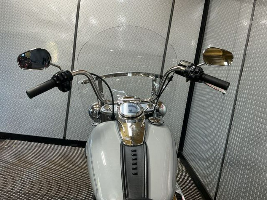 2024 Harley-Davidson Softail Heritage Classic 114