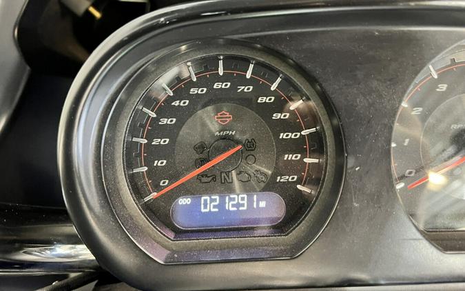 2019 Harley-Davidson Road Glide Blue Max FLTRX