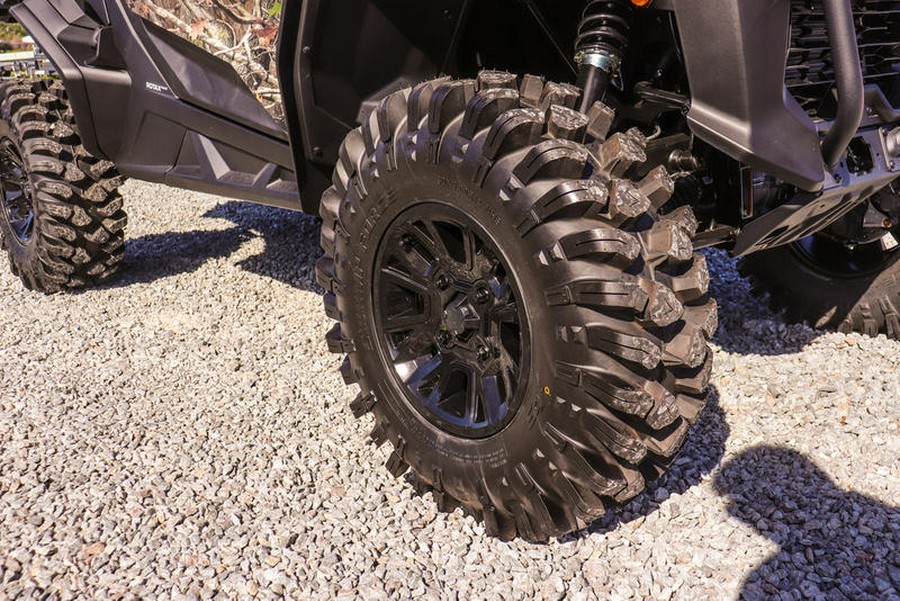 2026 Can-Am® Commander X mr 1000R Dark Wildland Camo