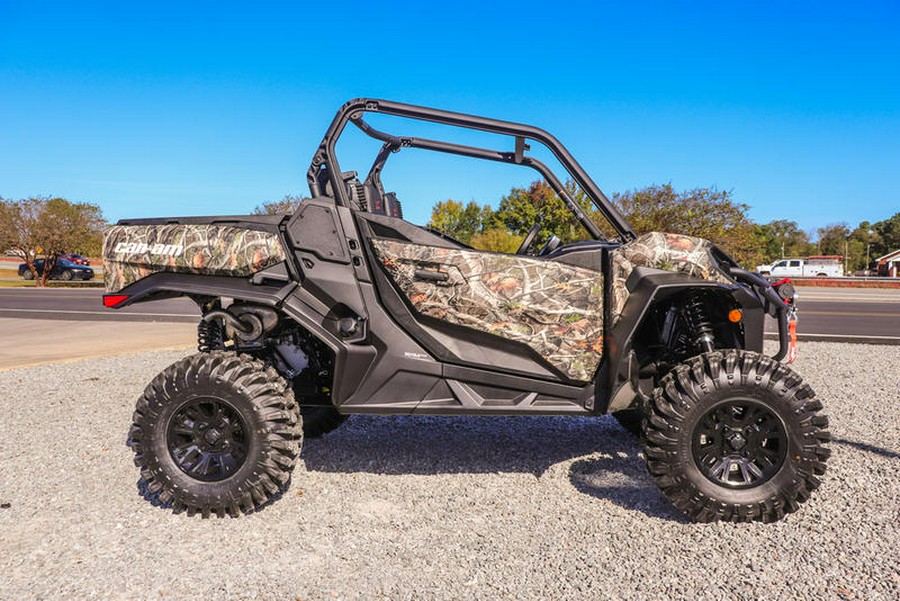 2026 Can-Am® Commander X mr 1000R Dark Wildland Camo