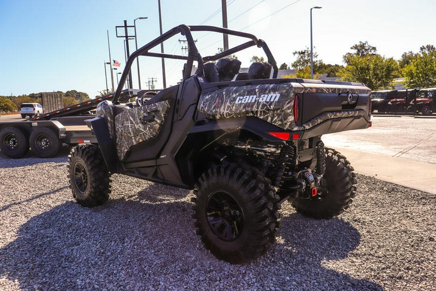 2026 Can-Am® Commander X mr 1000R Dark Wildland Camo