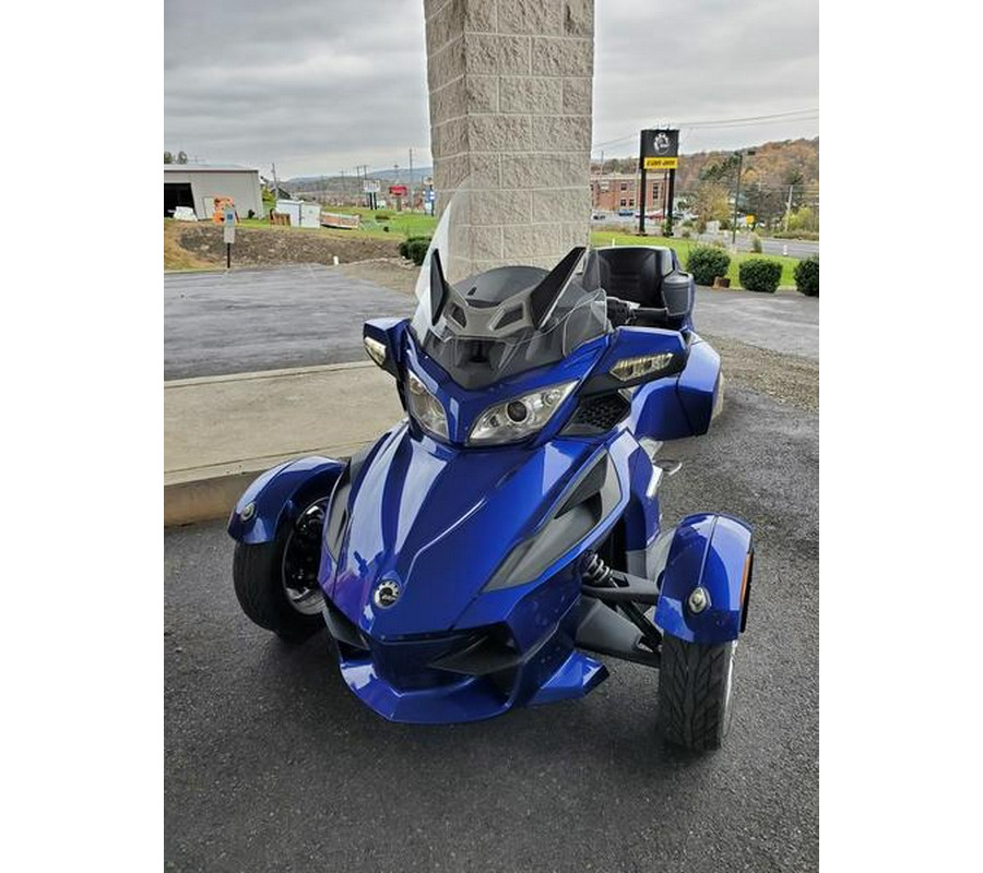 2013 Can-Am® Spyder® RT SE5