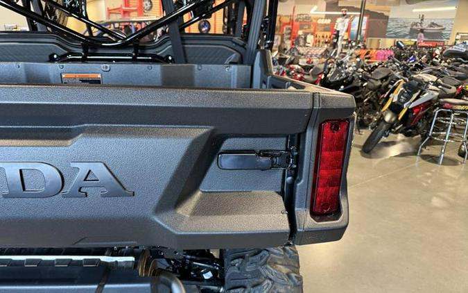 2025 Honda® Pioneer 1000-6 Deluxe Crew TrueTimber Atera Camo