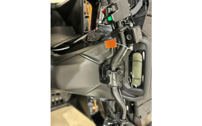 2026 Can-Am OUTLANDER BACKCOUNTRY 1000R