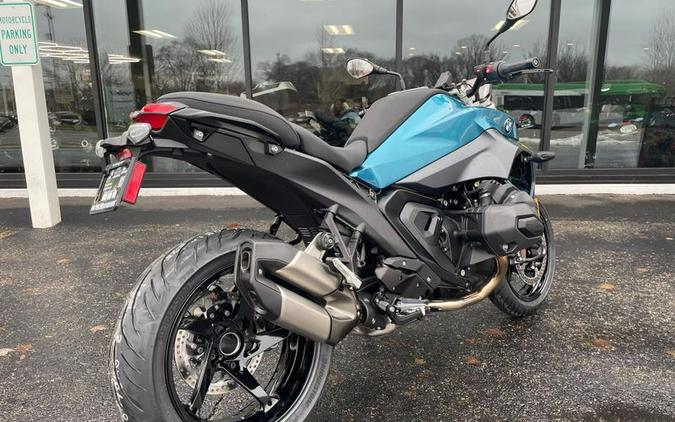 New 2026 BMW R 1300 R