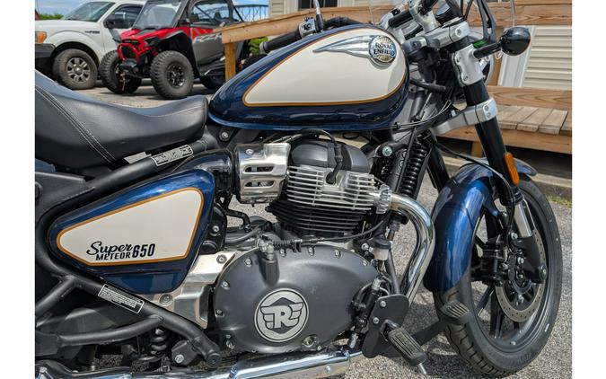2024 Super Meteor 650 - Royal Enfield