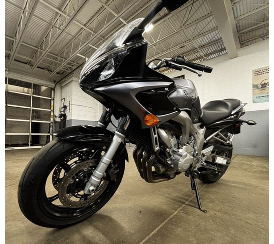 2005 Yamaha FZ 6