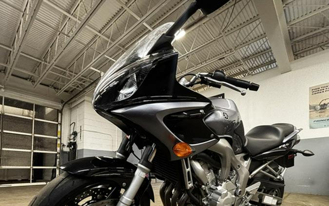 2005 Yamaha FZ 6