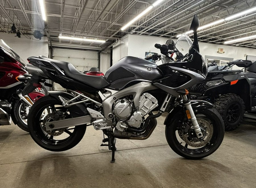 2005 Yamaha FZ 6