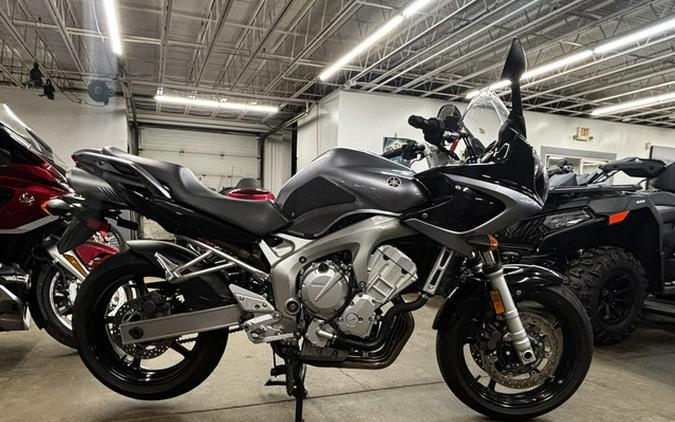 2005 Yamaha FZ 6
