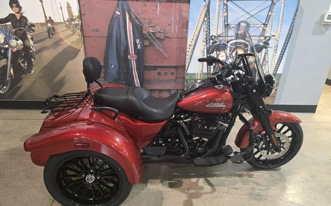 2025 Harley-Davidson Freewheeler FLRT