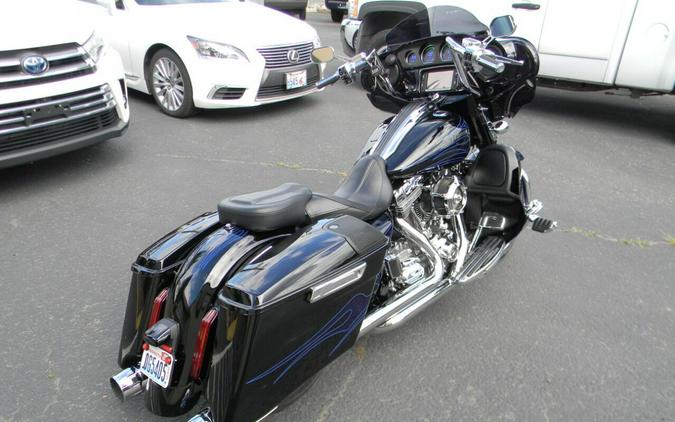 2016 Harley-Davidson Street Glide Special CVO FLHXSE