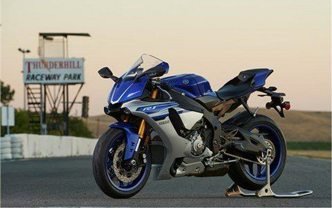 2016 Yamaha YZF-R1