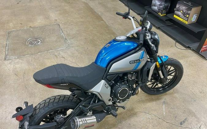 2024 CFMoto 700CL-X