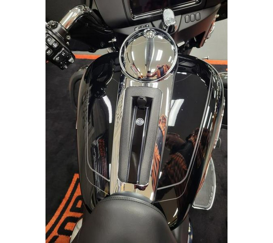 2024 Harley-Davidson® FLHTCUTG - Tri Glide® Ultra