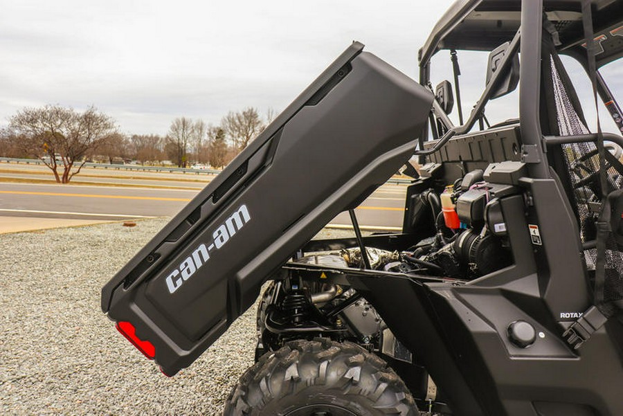 2026 Can-Am® Defender DPS HD10