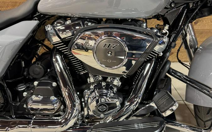 2026 Harley-Davidson® Street Glide® Dark Billiard Gray Chrome Trim FLHX