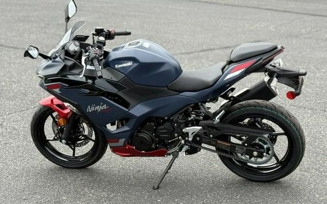 2026 Kawasaki Ninja 500 ABS Metallic Matte Twilight Blue ABS Metallic Yellowish GreenEbony