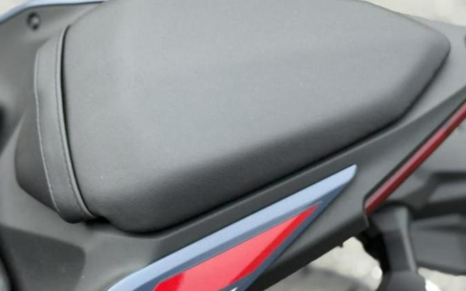 2026 Kawasaki Ninja 500 ABS Metallic Matte Twilight Blue ABS Metallic Yellowish GreenEbony