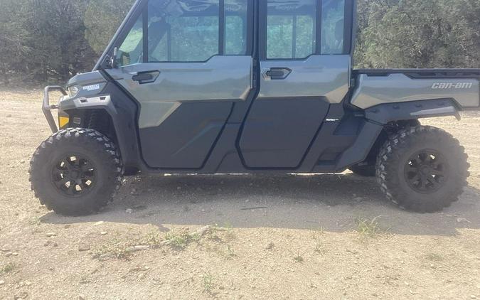 2024 Can-Am™ Defender MAX Limited HD10