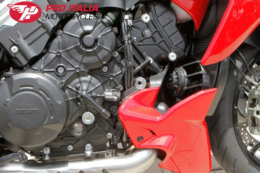 2024 Ducati Diavel V4 Red