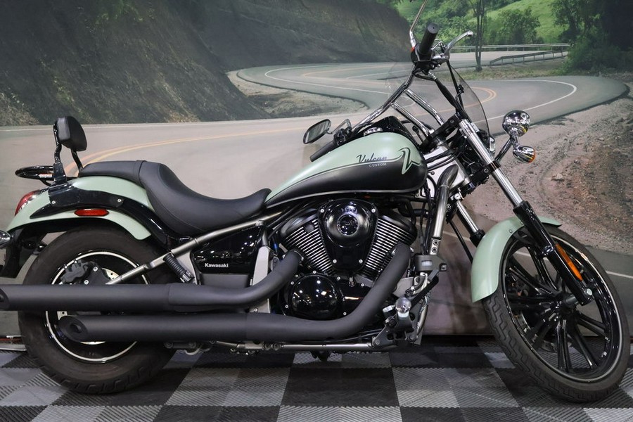 2023 Kawasaki Vulcan® 900 Custom