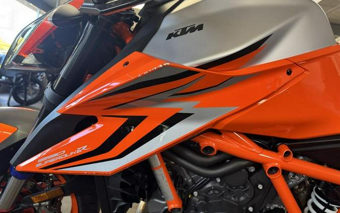 2023 KTM 1290 Super Duke R Evo
