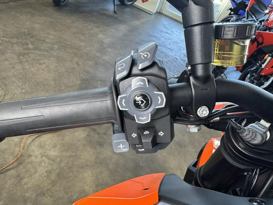 2023 KTM 1290 Super Duke R Evo