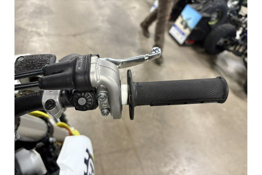 2021 FC 450 - Husqvarna Motorcycles