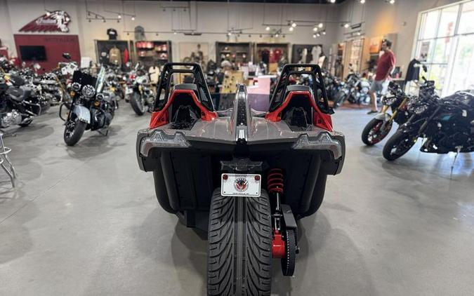 2026 Polaris Slingshot® R Manual Radiant Gray with Indy Red Pearl