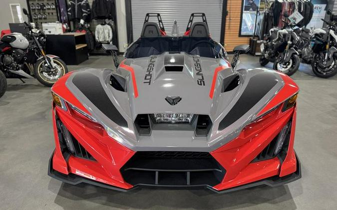 2026 Polaris Slingshot® R Manual Radiant Gray with Indy Red Pearl