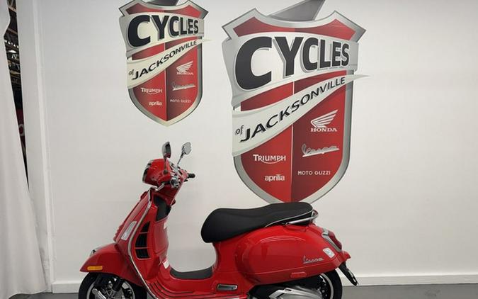 2027 Vespa GTS 310 Super 310