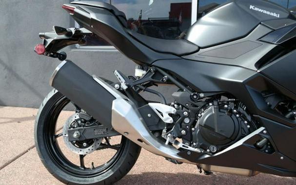 2026 Kawasaki Ninja 500 ABS Metallic Flat Spark Black