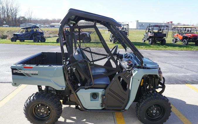 2026 PIONEER 520 - Honda