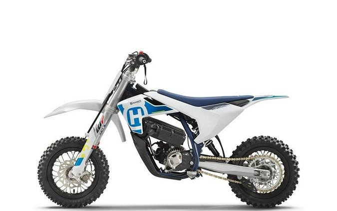 2023 Husqvarna Motorcycles EE 3