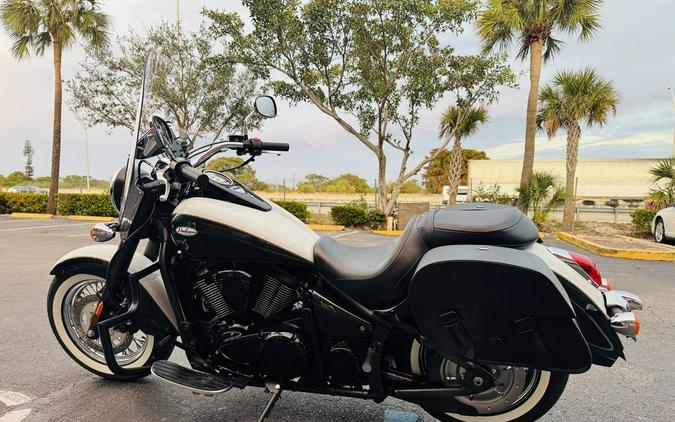 2024 Kawasaki Vulcan® 900 Classic