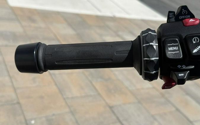 2021 BMW F 900 R San Marino Blue Met.
