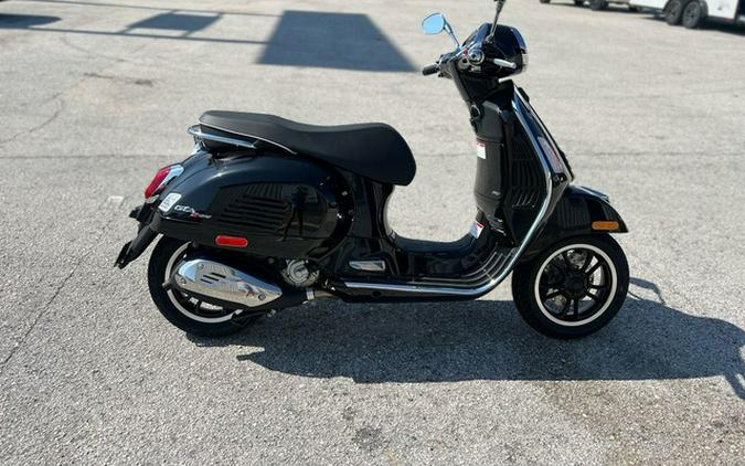 2027 Vespa GTS 310 Super 310