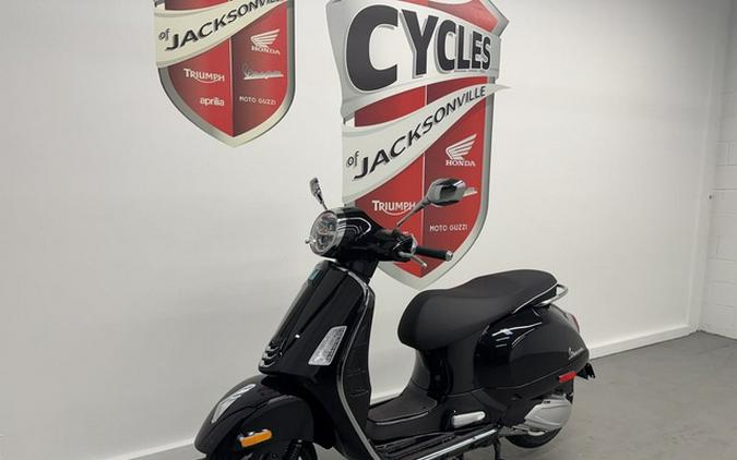 2027 Vespa GTS 310 Super 310