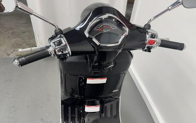 2027 Vespa GTS 310 Super 310