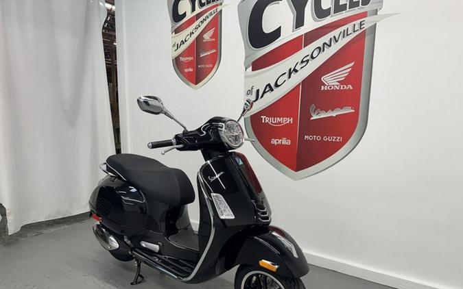 2027 Vespa GTS 310 Super 310