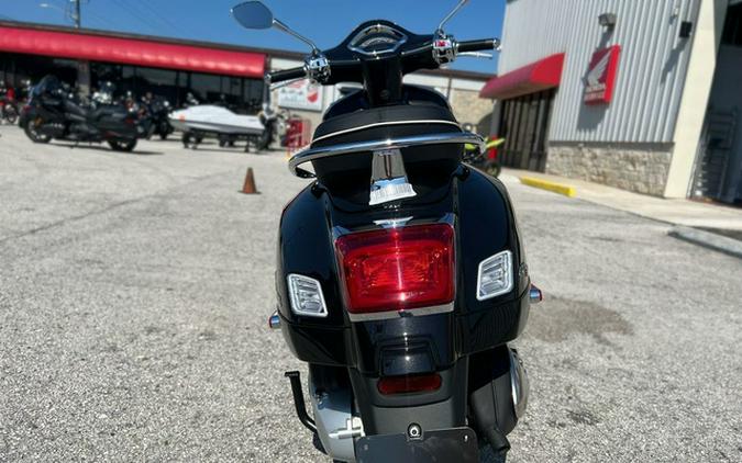 2027 Vespa GTS 310 Super 310